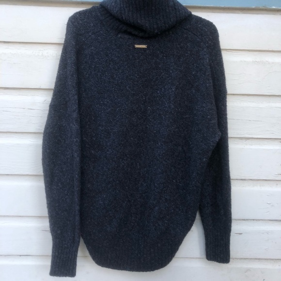 Michael Kors Gray Sweater. - Picture 4 of 8